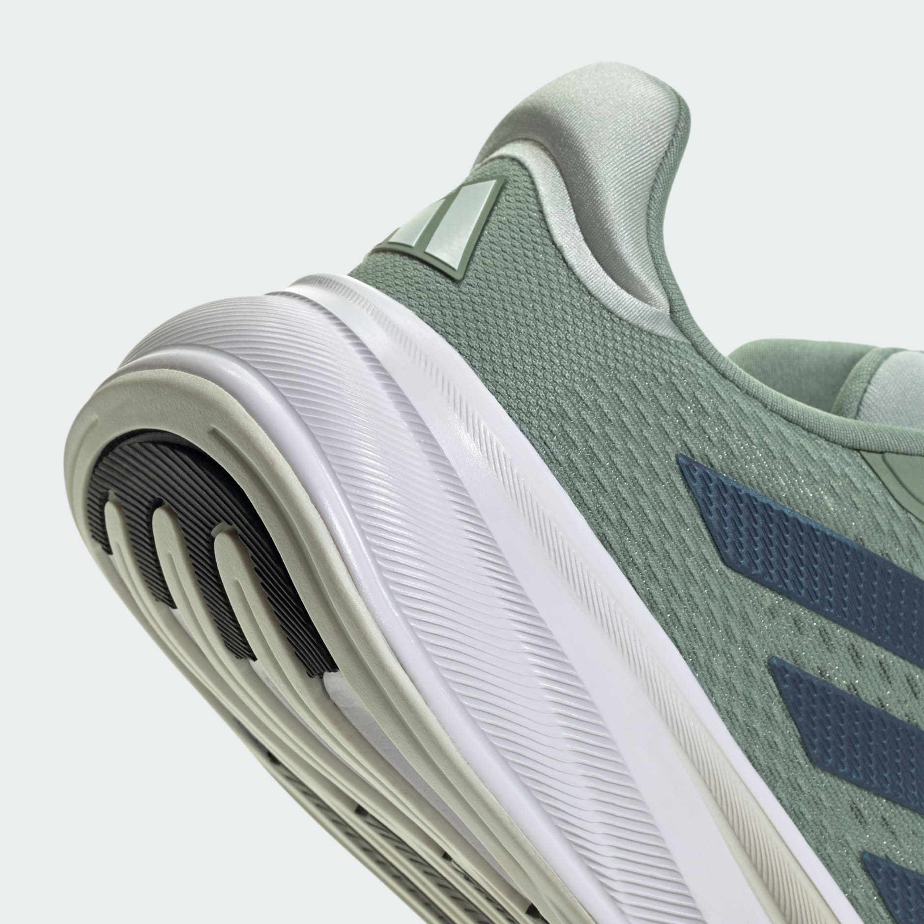 ADIDAS RESPONSE SUPER M JI4626